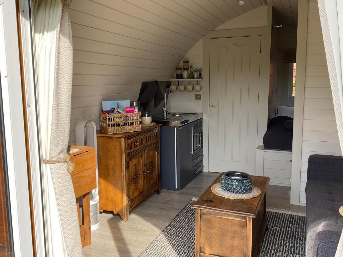Secluded Cosy Luxury Pod With Wood Fired Hot Tub 호텔 슈루즈버리 외부 사진